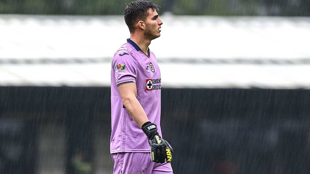 Sebastián Jurado apunta a dejar Cruz Azul; las apuestas fallidas en la portería de La Máquina