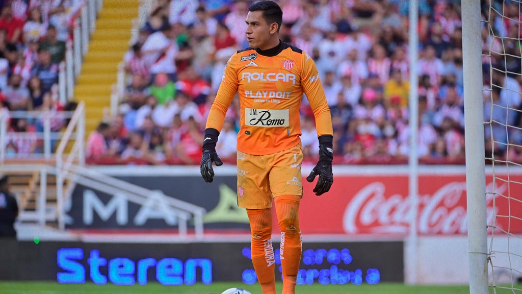 Necaxa busca sustituto para Luis Ángel Malagón