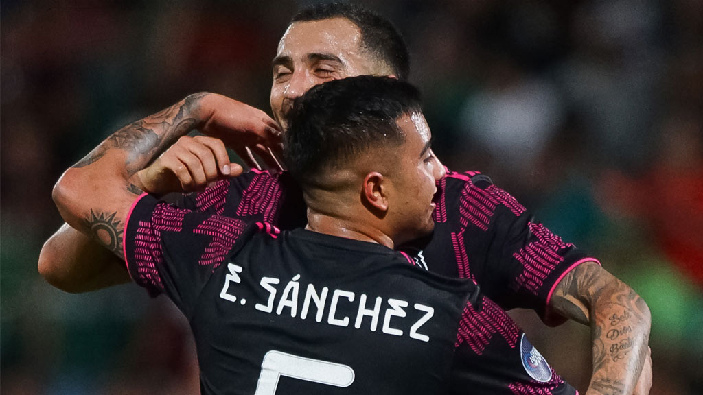 En Pachuca esperan ofertas por Luis Chávez y Erick Sánchez