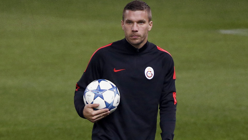 Lukas Podolski fue buscado por Gallos de Querétaro recientemente 