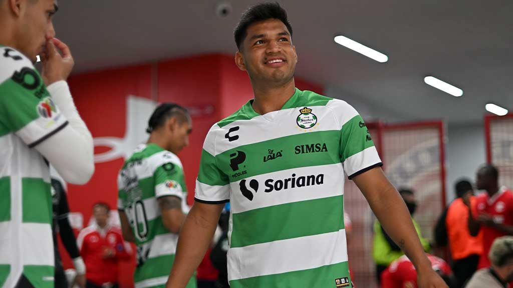 Eduardo Aguirre con un destino ¿inesperado?; Toluca está dispuesto a pagar por el 'Mudo'