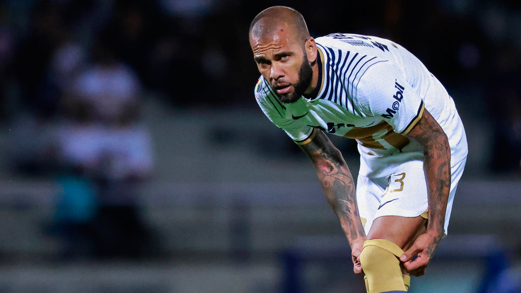 ¿De qué se le acusa a Dani Alves y por qué fue enviado a prisión? Pumas toma medidas al respecto