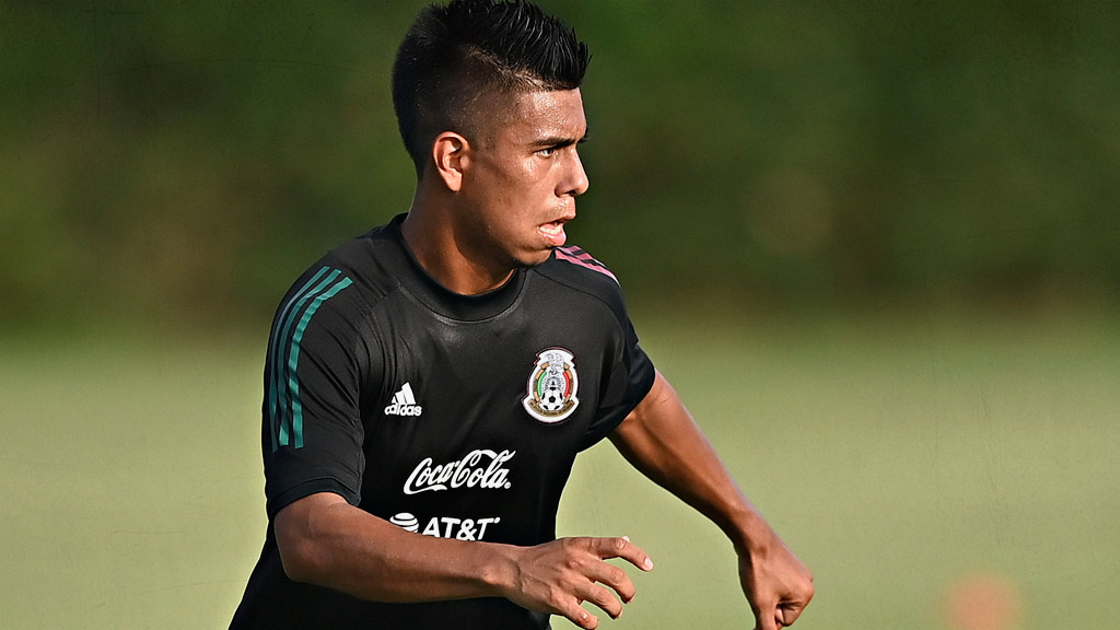 Efraín Álvarez está por terminar contrato con LA Galaxy en la MLS
