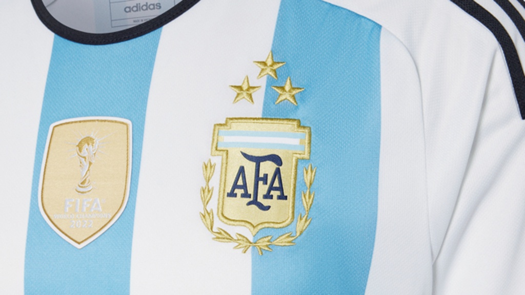 Así es la nueva camiseta de Argentina, edición especial de Campeones del Mundo 2022 0