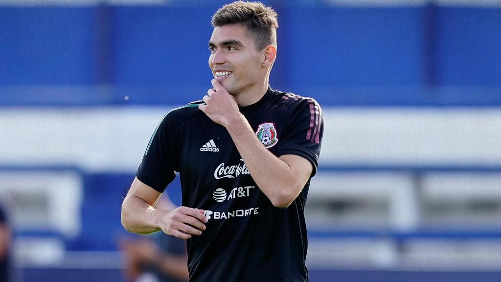 Johan Vásquez no se ha consolidado en Europa y Salzburgo suena como una buena opción para el mexicano
