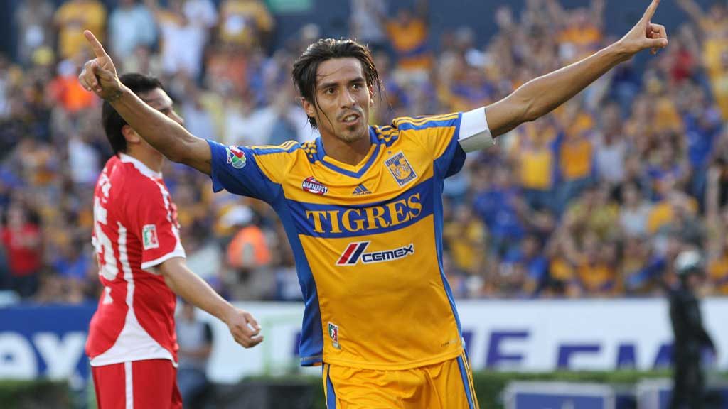 ¿Qué fue de Lucas Lobos?, uno de los estandartes de Tigres en toda su historia