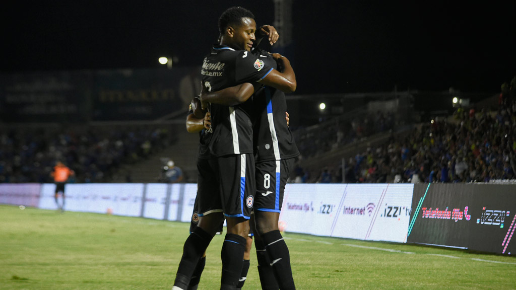 Michael Estrada y Gonzalo Carneiro, dos delanteros de la Máquina de Cruz Azul