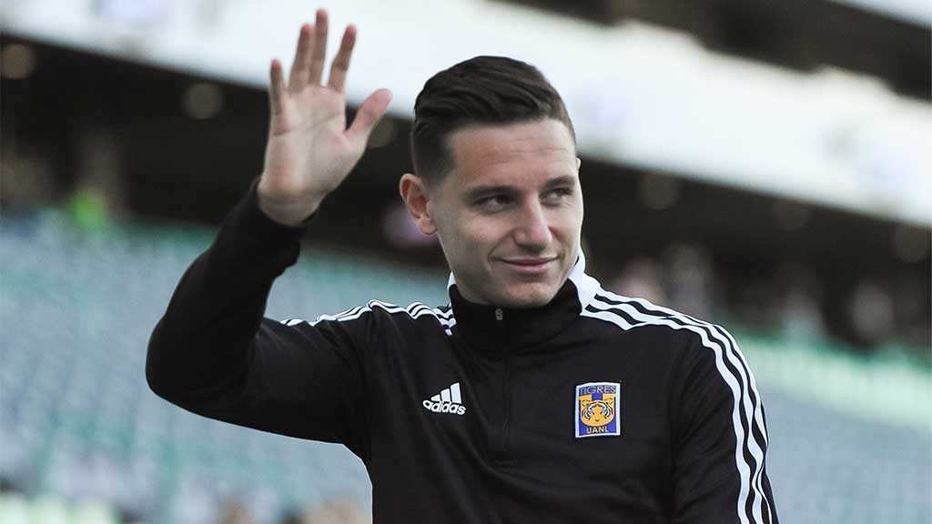 Florian Thauvin a punto de regresar a Europa para jugar en Italia