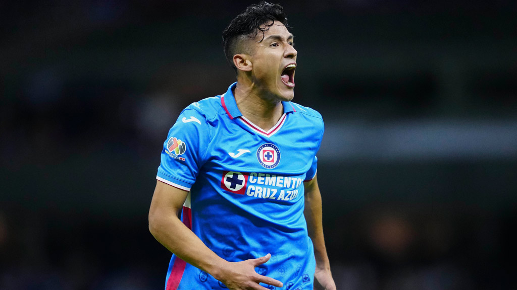 Uriel Antuna quiere forzar su salida de Cruz Azul para regresar a Europa