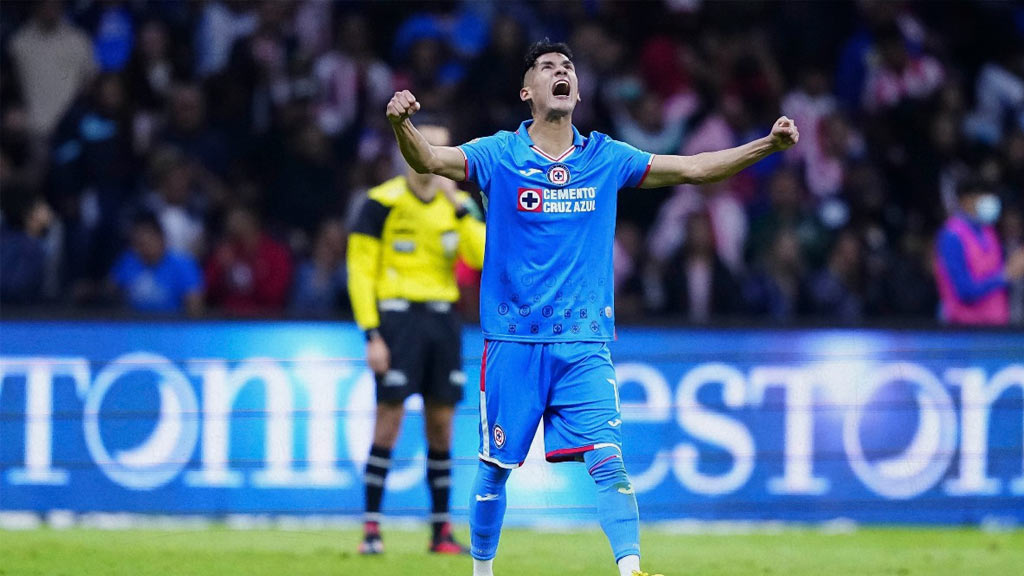 Uriel Antuna desea su regreso a Europa y Panathinaikos en Grecia es una opción; Cruz Azul tiene la última palabra