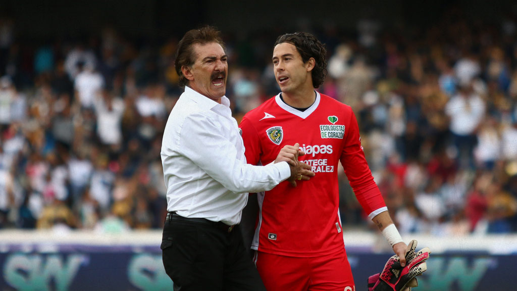 El día que Ricardo La Volpe explotó contra Oscar Jiménez