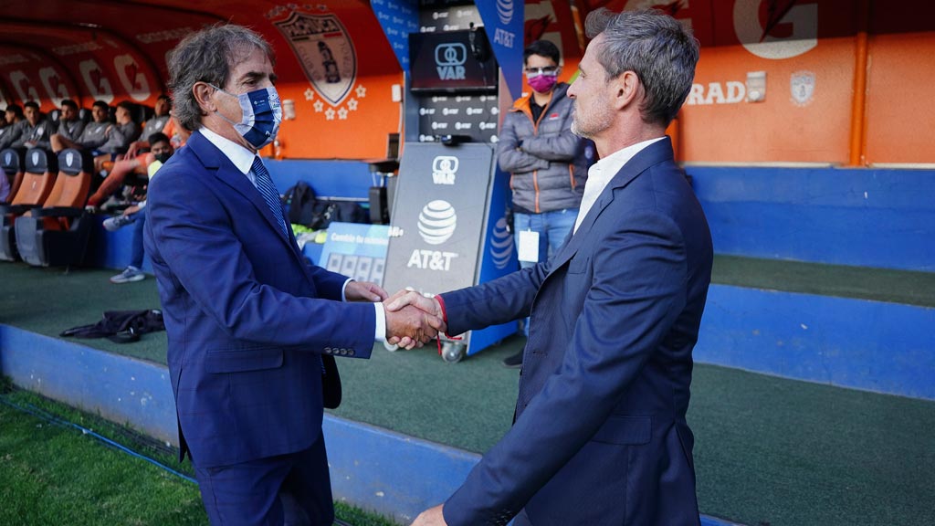 Guillermo Almada sigue siendo contemplado por la Selección Mexicana pero como un Plan B