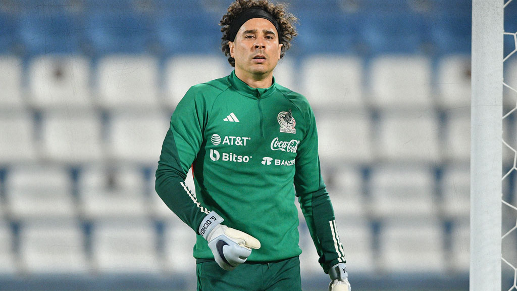 Guillermo Ochoa y Salernitana parecían ir 'viento en popa'; sin embargo, el regreso de Luigi Sepe se interpone