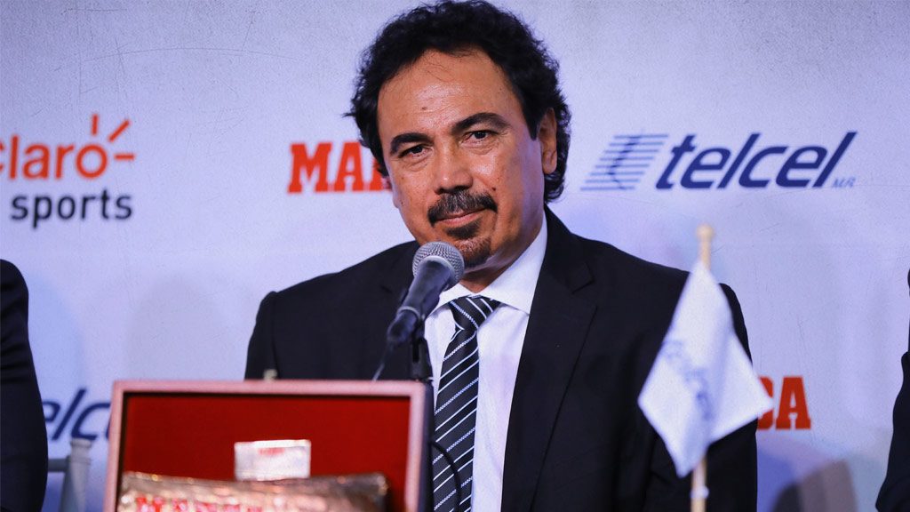 Hugo Sánchez se postula para Selección Mexicana o Cruz Azul, otra vez