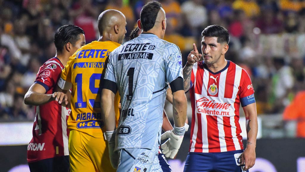 Nahuel Guzmán tuvo un conato de bronca con el Pocho en el Tigres vs Chivas