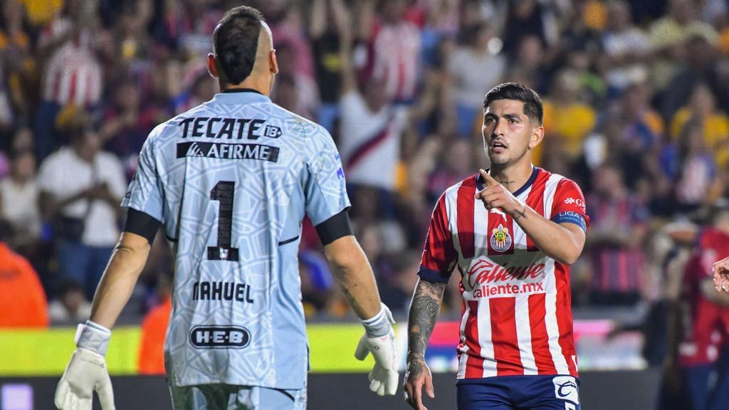 Nahuel Guzmán, sin sanción por balonazo a Pocho Guzmán en Tigres vs Chivas