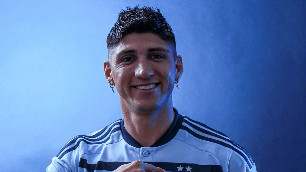 Alan Pulido está de regreso en las canchas ¿se acerca a Chivas?