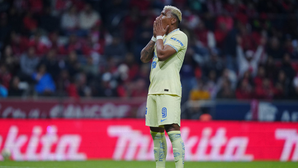 Roger Martínez se prepara para salir del América al final del Clausura 2023