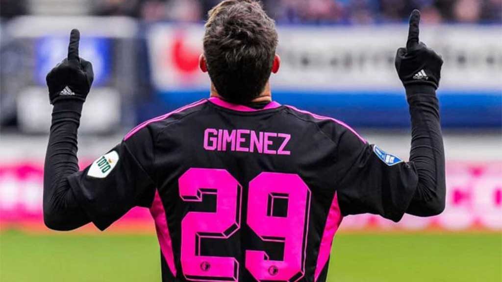 Santiago Giménez aumentó el valor de su carta en tan solo seis meses