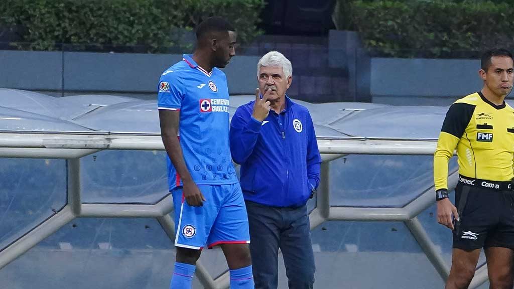Cruz Azul: Gonzalo Carneiro con miras a salir del equipo al final de temporada