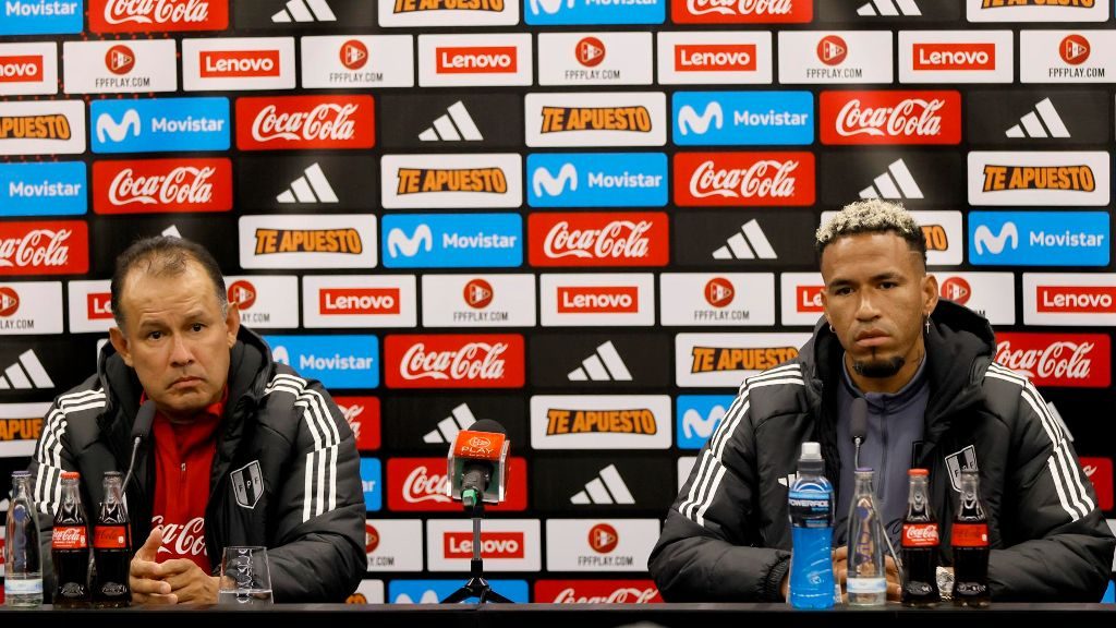 Policía de España agrede a jugadores de la Selección de Perú