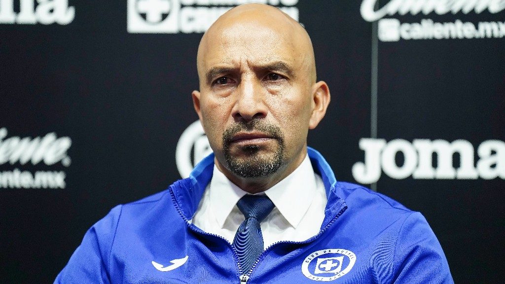 Cruz Azul: Óscar Pérez aclaró dudas sobre contratos, fichajes y ventas