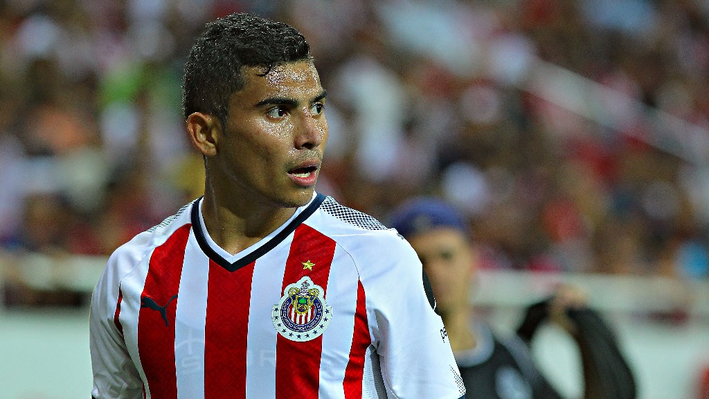 Si Orbelín Pineda regresa a la Liga MX, lo haría con Chivas