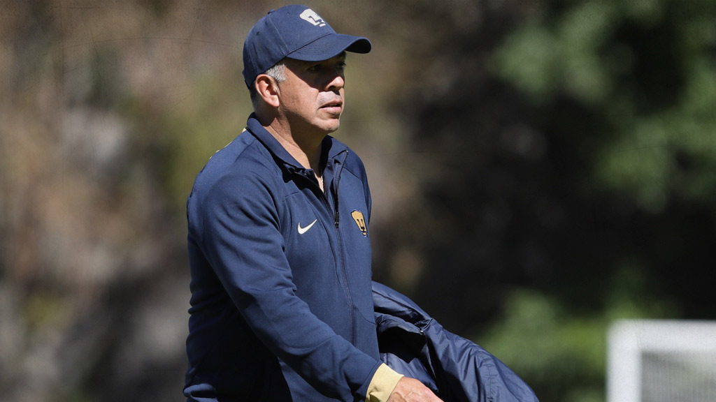 Quién es Juan de Dios Ramírez Perales, quien se apunta como DT de Pumas