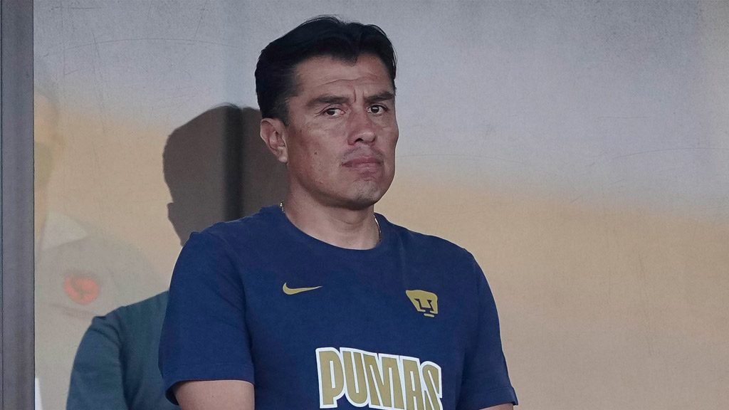 Quién es Raúl Alpizar, el DT interino de Pumas UNAM