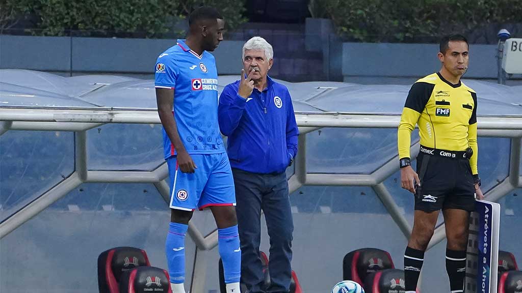 Cruz Azul: Los cambios que hará el ‘Tuca’ en la alineación para enfrentar a Pumas