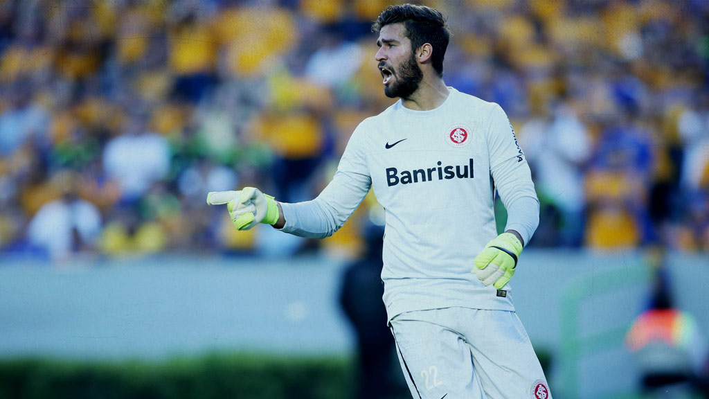 Alisson Becker del Liverpool recuerda duelos vs Tigres y Monterrey