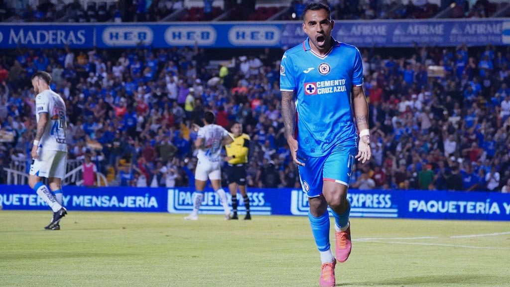 Alonso Escoboza se acerca a una renovación con Cruz Azul