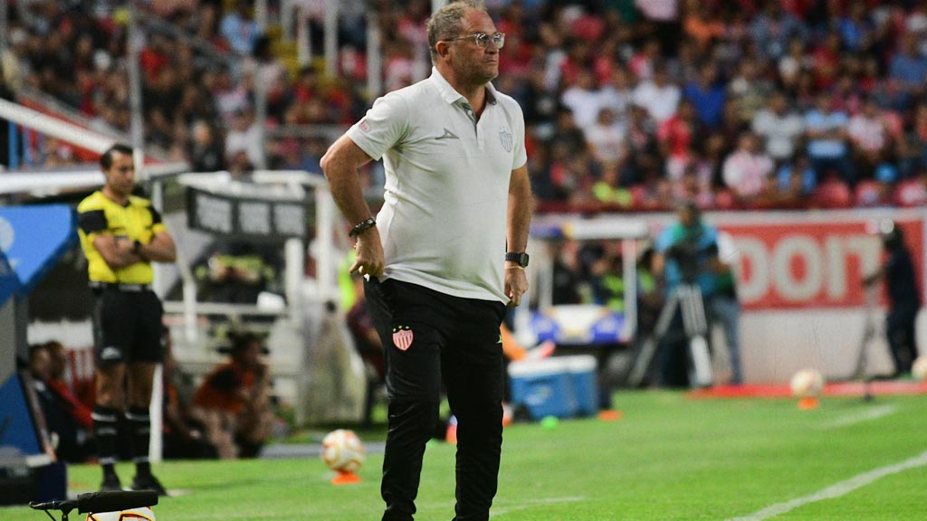 Andrés Lillini dejará de ser el director técnico de los Rayos del Necaxa