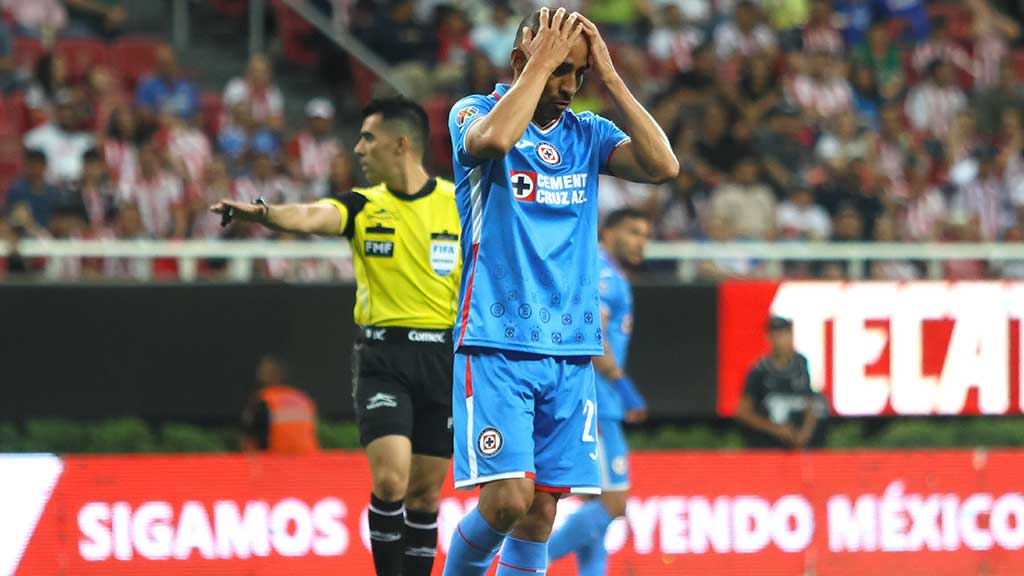 Cruz Azul: Indisciplinas y errores puntuales han marcado la inestabilidad del equipo