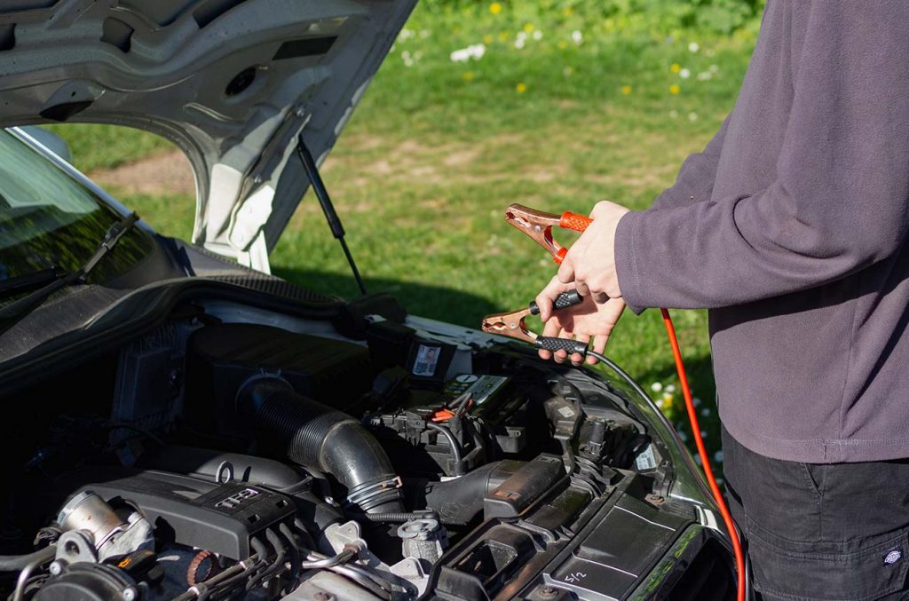 Te decimos cómo cuidar la batería de tu coche 