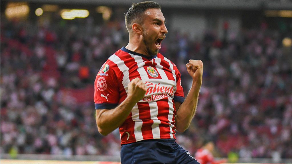 Chivas encamina salida de Alejandro Mayorga