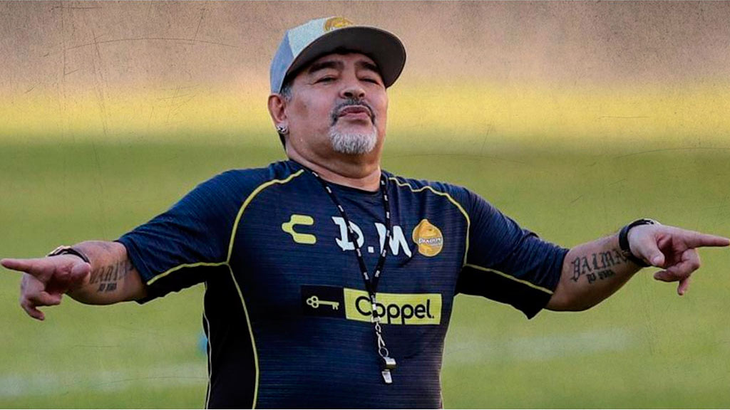Diego Maradona durante su paso con los Dorados de Sinaloa