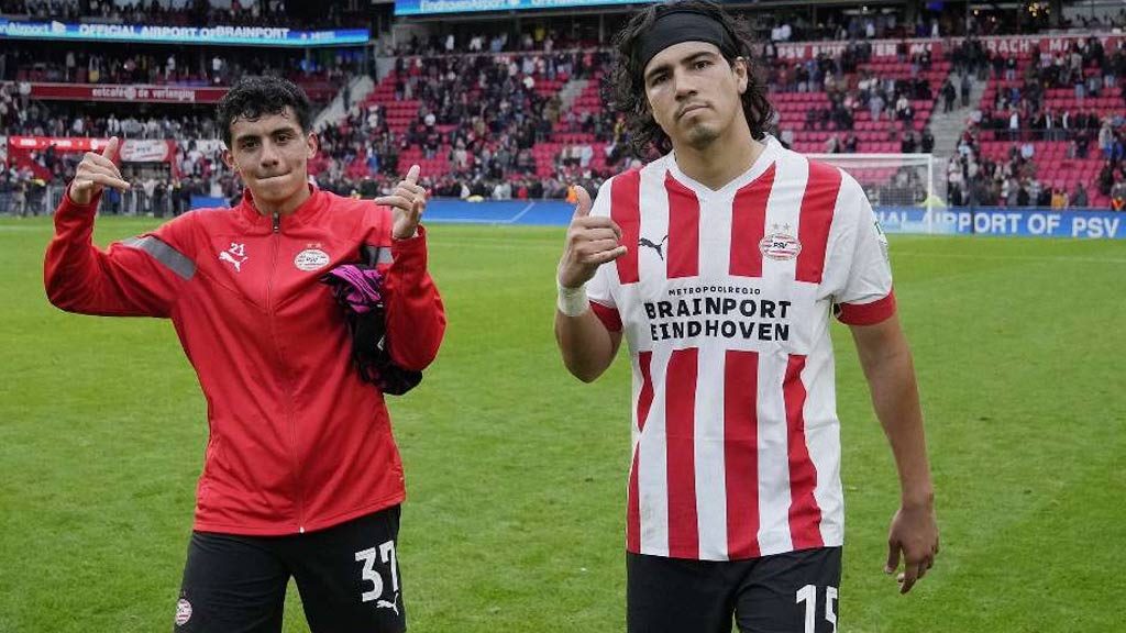 Erick Gutiérrez del PSV Eindhoven, elogiado por la prensa en Países Bajos