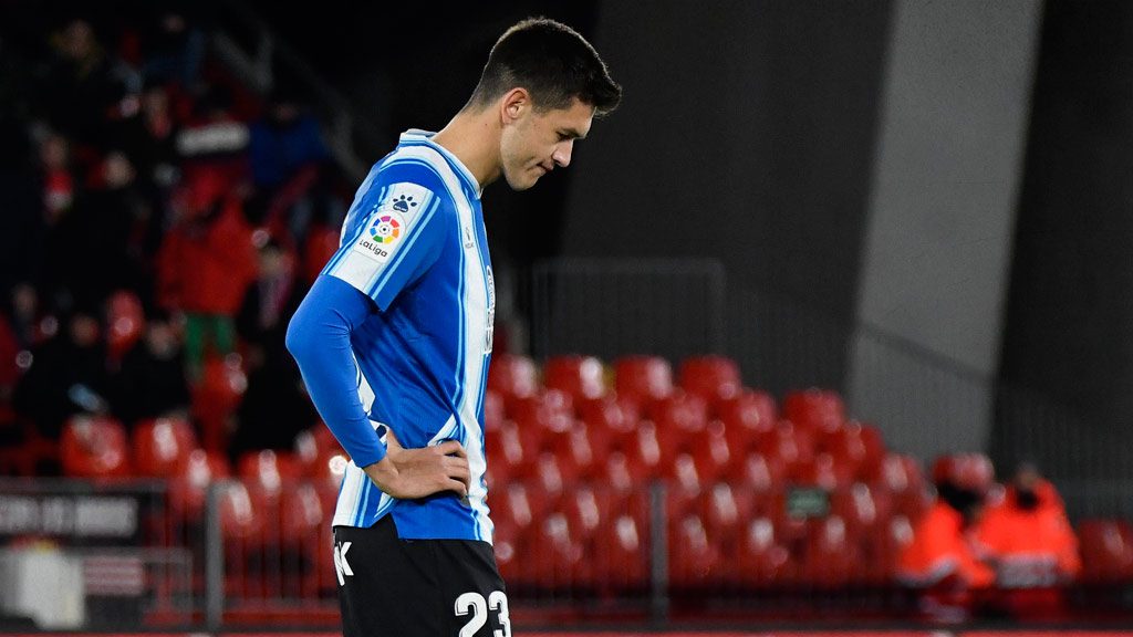 Espanyol le pone cláusula de salida a César Montes