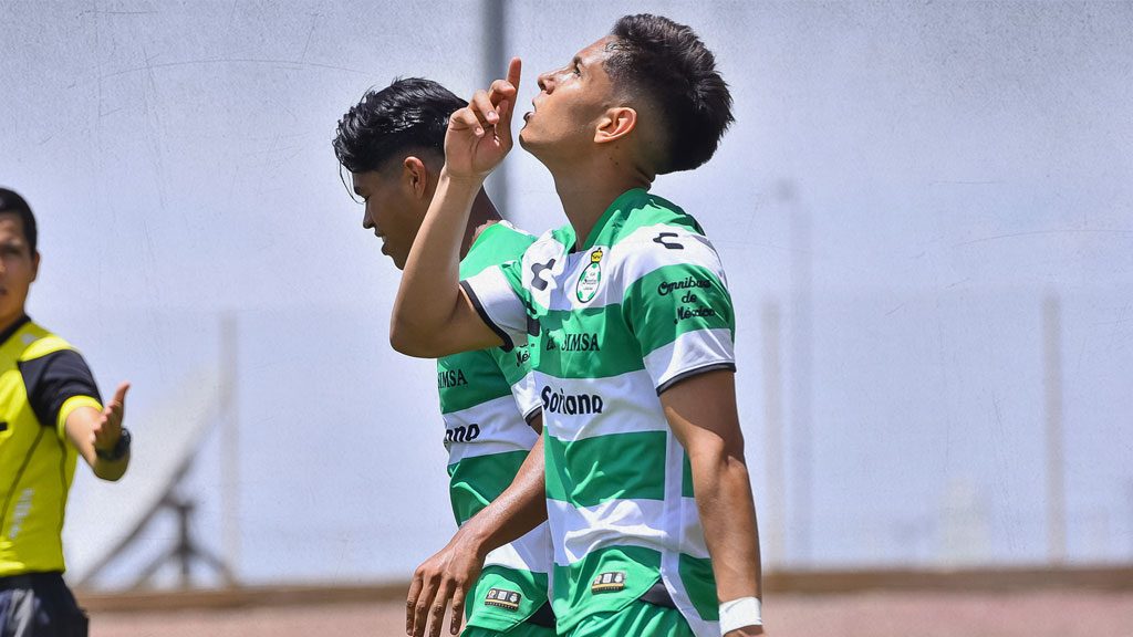 Futbolistas de Santos Laguna probarán suerte en Sporting Gijón