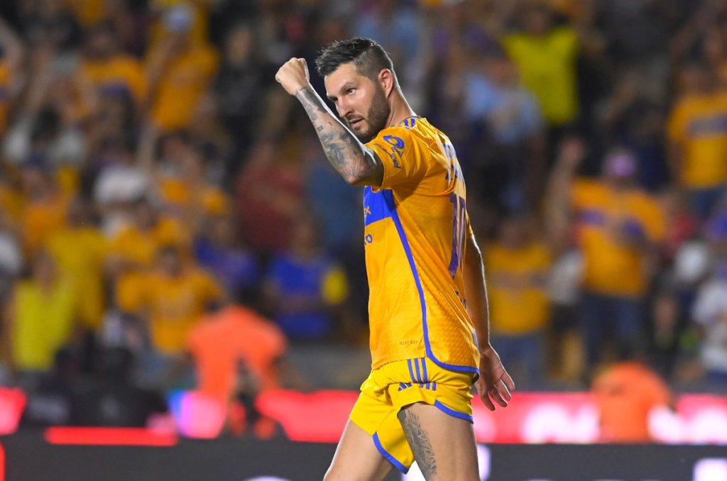 Gignac escala en la lista de goleadores históricos de la Liga MX; cada vez más cerca del top 10