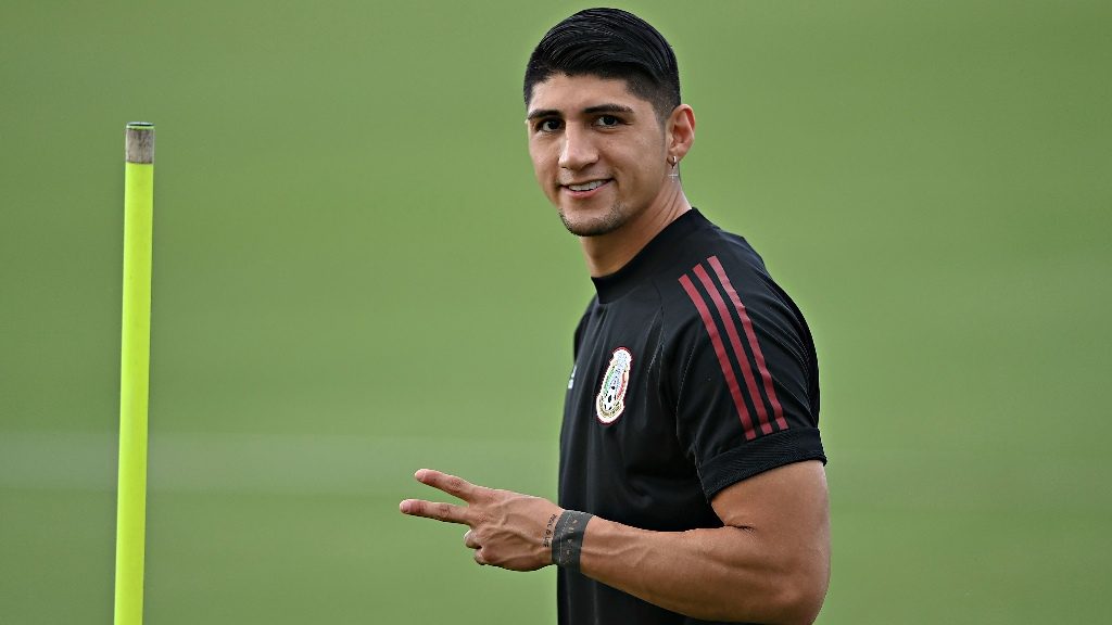 Alan Pulido no descarta un regreso a la Liga MX en el futuro