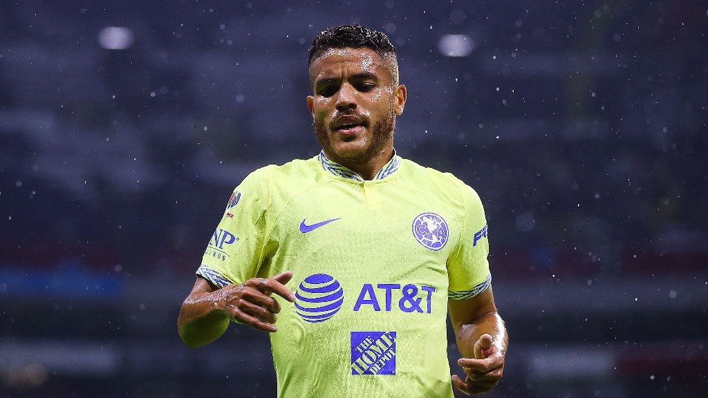 Jonathan Dos Santos en América