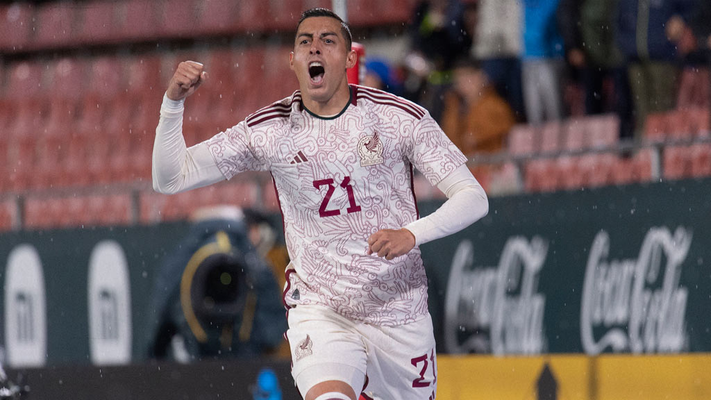 Rogelio Funes Mori está contemplado por Diego Cocca para la Selección Mexicana