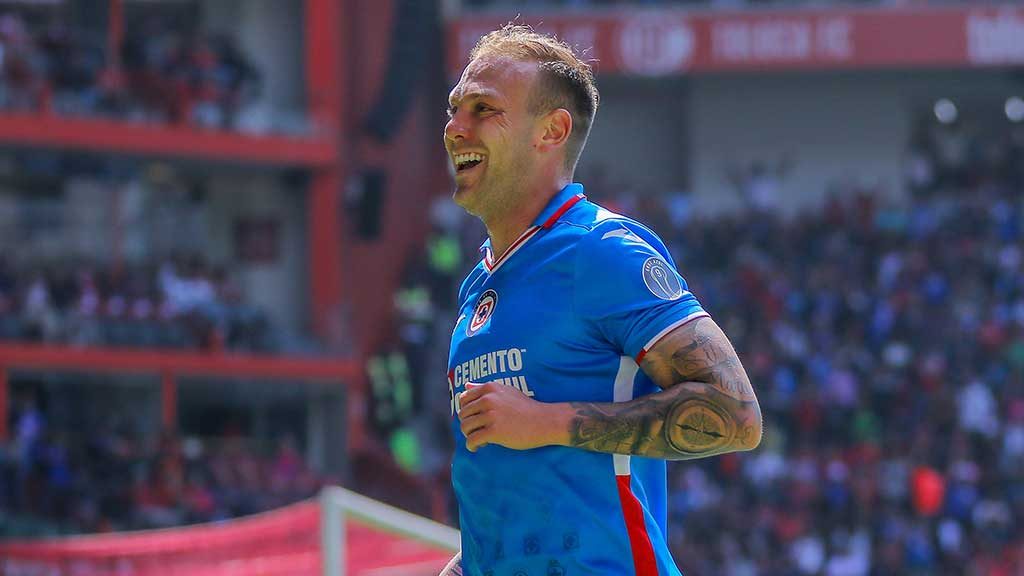 Carlos Rotondi puede ser una solución para Cruz Azul y su problema de extranjeros Cruz Azul: La posible alineación que pondrá el 'Tuca' ante Pachuca