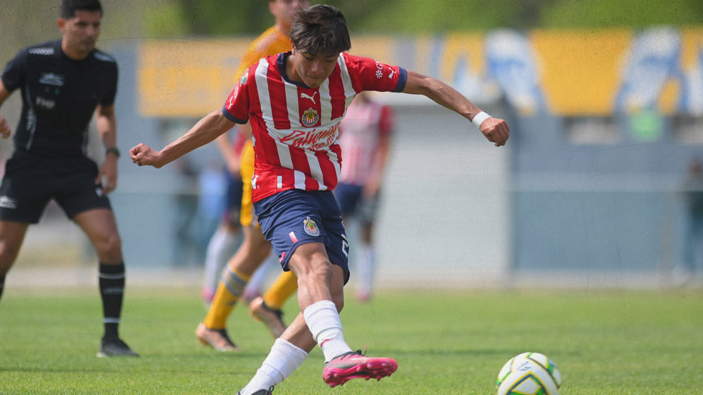 Yael Padilla tiene un gran potencial con las Chivas de Guadalajara