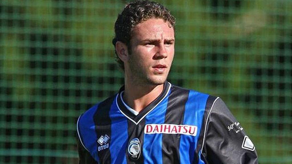 Miguel Layún / Atalanta / 2009-10