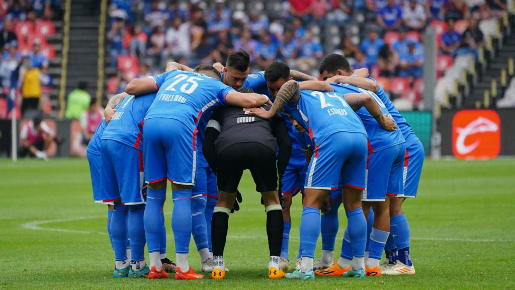 cruz-azul-elige-su-base-de-futbolistas-para-el-futuro