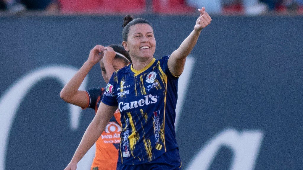 Beatriz Parra, de la Liga MX Femenil a la Queens League en España