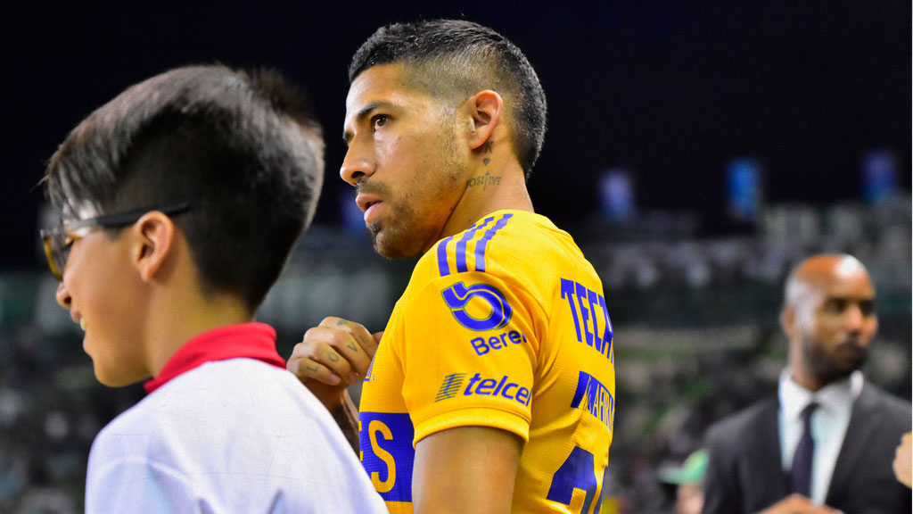 Javier Aquino, uno de los elementos ya veteranos de Tigres